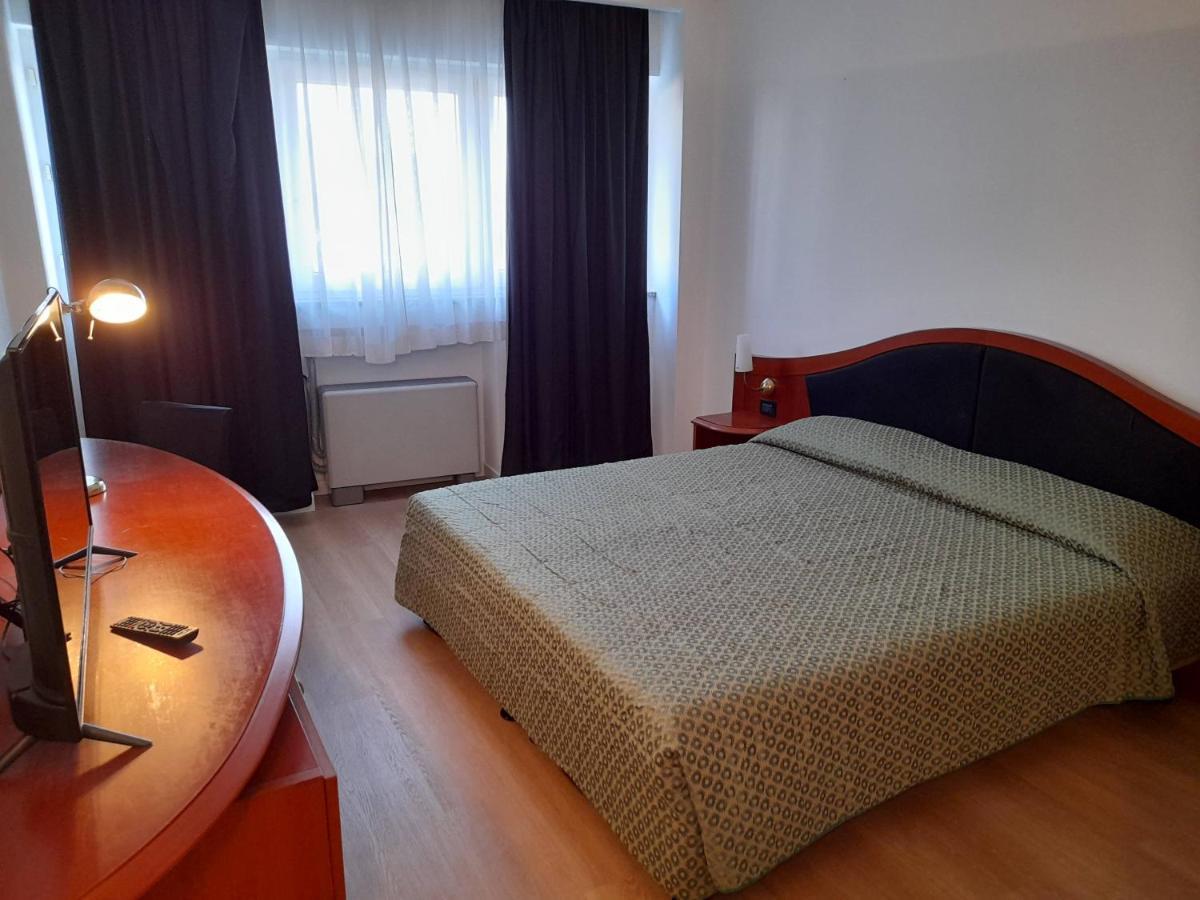 Hotel Donizetti 3*