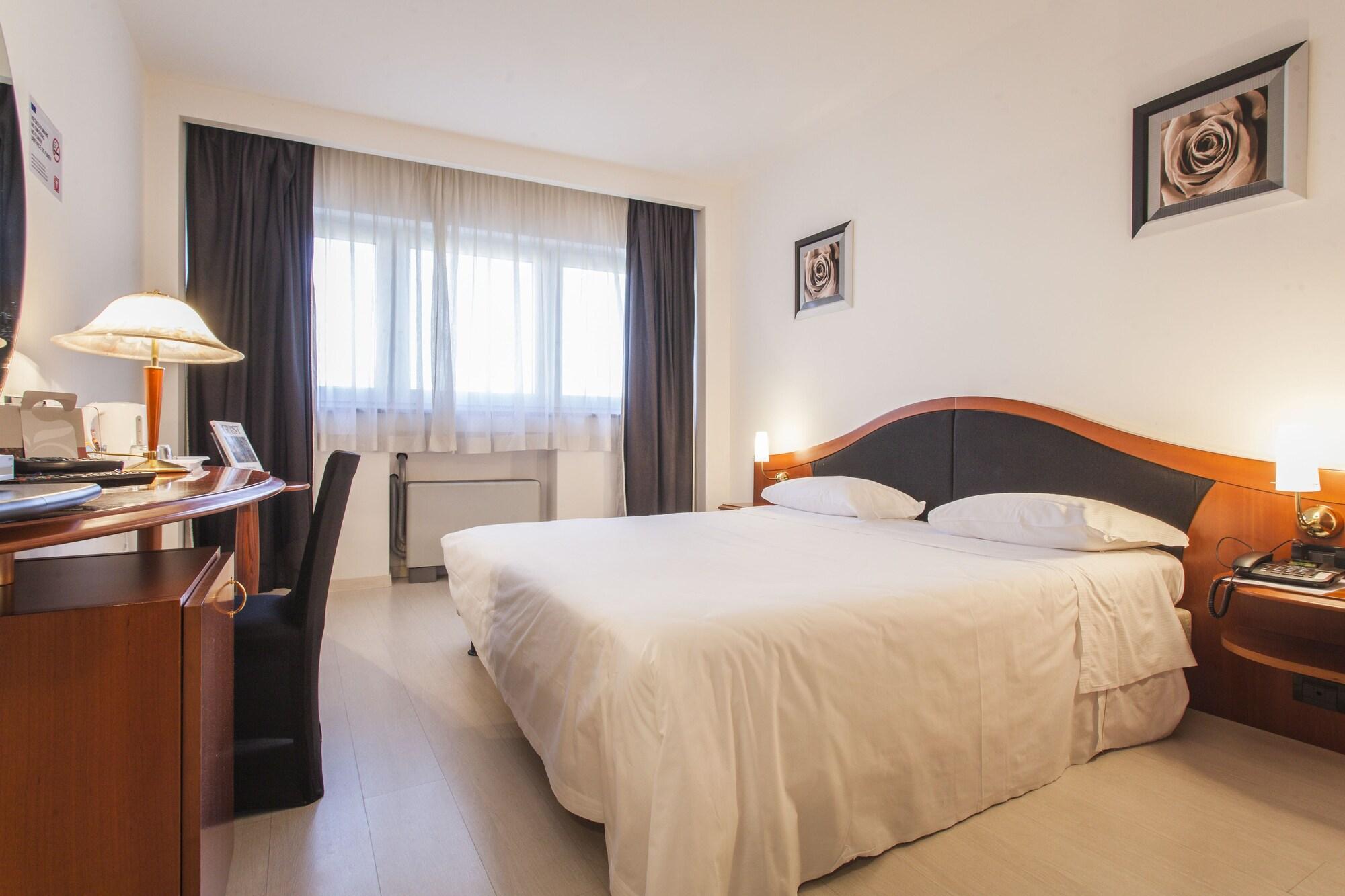 Hotel Donizetti Lallio